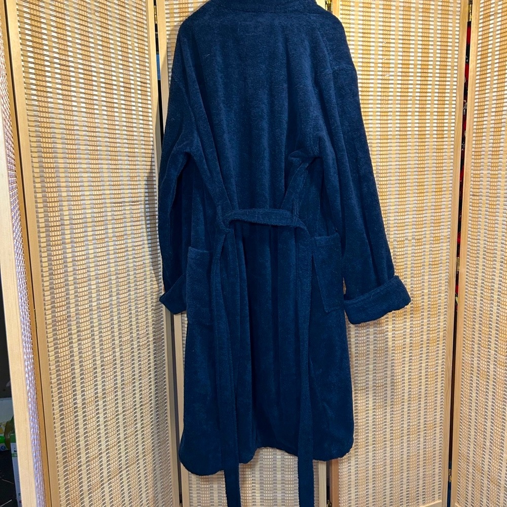 Joseph Monogrammed Robe - Picture 6 of 10